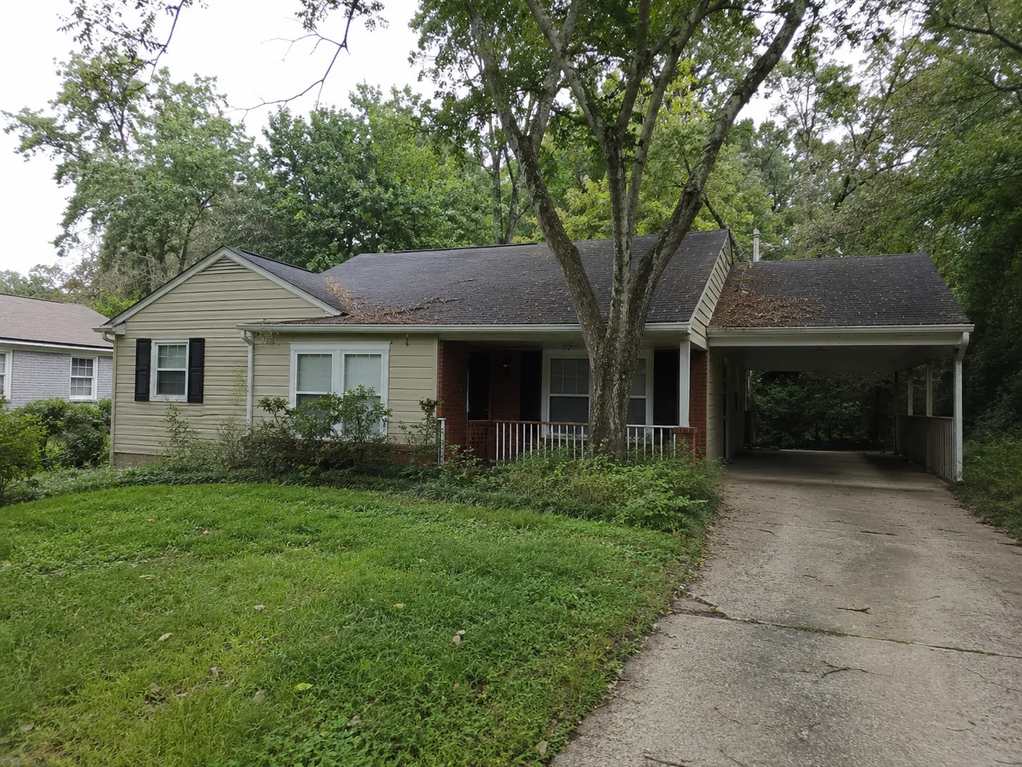 House needing repairs on the Westside of Athens Georgia